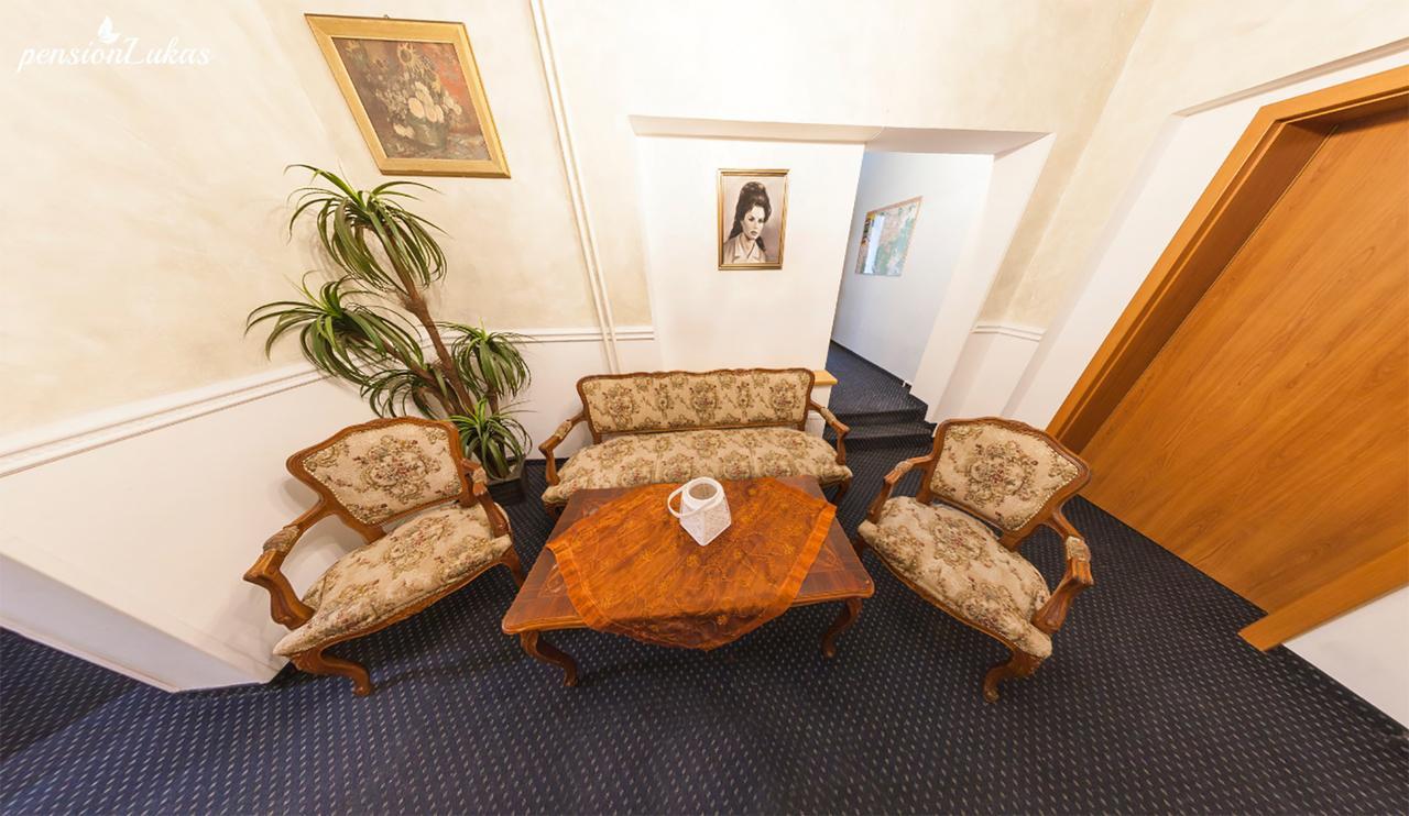Pension Lukas Karlovy Vary Extérieur photo